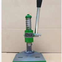 特價(jià)0.3噸12型小型手動(dòng)沖床手壓機(jī)打孔機(jī)沖壓機(jī)壓力機(jī)沖床