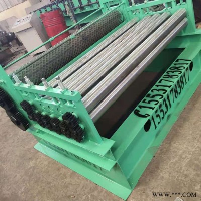元信成廠家供應(yīng) 防滑鋁板彩鋼板壓花機  電動柳葉鋼板壓花機