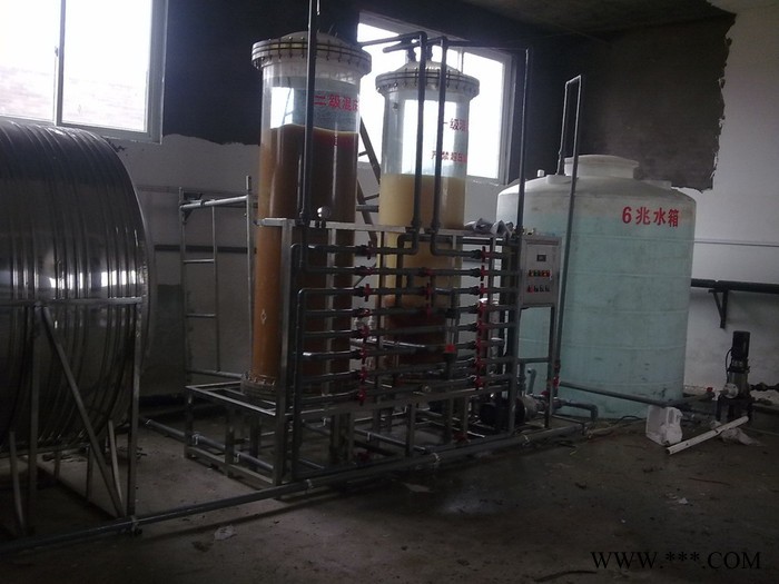 珠海超純水設(shè)備價(jià)格——工業(yè)電鍍清洗用反滲透超純水設(shè)備 工業(yè)超純水設(shè)備價(jià)格